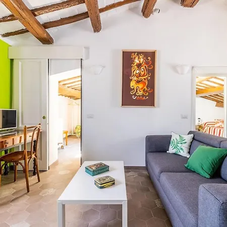 Fascinating Attic - Up To 2 Guests - Trastevere